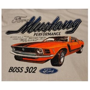 Ford Mustang Performance Boss 302 Graphic T-Shirt Mens XL Cream Off White Tee 17